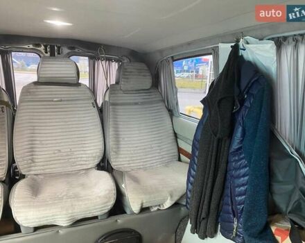 Сірий Мерседес Віто, об'ємом двигуна 2.15 л та пробігом 432 тис. км за 7900 $, фото 16 на Automoto.ua
