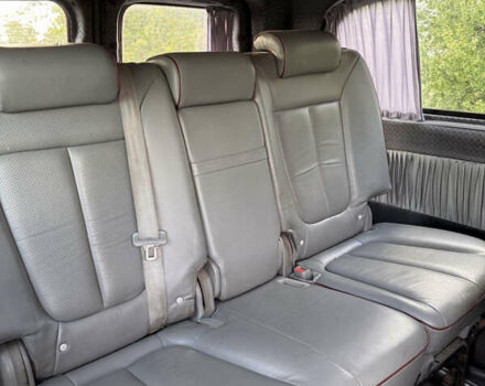 Серый Мерседес Вито, объемом двигателя 2.15 л и пробегом 499 тыс. км за 7990 $, фото 6 на Automoto.ua