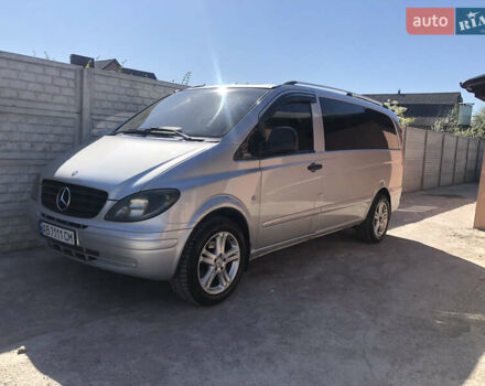 Серый Мерседес Вито, объемом двигателя 2.15 л и пробегом 445 тыс. км за 8500 $, фото 3 на Automoto.ua