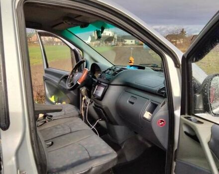 Серый Мерседес Вито, объемом двигателя 2.1 л и пробегом 306 тыс. км за 6100 $, фото 7 на Automoto.ua