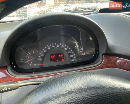 Серый Мерседес Вито, объемом двигателя 2.15 л и пробегом 350 тыс. км за 6300 $, фото 28 на Automoto.ua