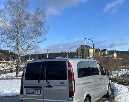 Серый Мерседес Вито, объемом двигателя 2.15 л и пробегом 350 тыс. км за 6300 $, фото 5 на Automoto.ua