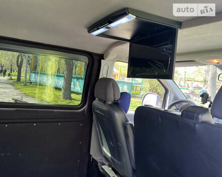 Сірий Мерседес Віто, об'ємом двигуна 2.2 л та пробігом 275 тис. км за 7900 $, фото 25 на Automoto.ua