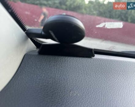 Серый Мерседес Вито, объемом двигателя 2.2 л и пробегом 350 тыс. км за 6300 $, фото 21 на Automoto.ua
