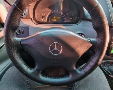 Серый Мерседес Вито, объемом двигателя 2.15 л и пробегом 500 тыс. км за 8800 $, фото 4 на Automoto.ua