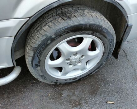 Серый Мерседес Вито, объемом двигателя 2.1 л и пробегом 380 тыс. км за 8700 $, фото 11 на Automoto.ua