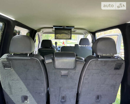 Сірий Мерседес Віто, об'ємом двигуна 2.2 л та пробігом 275 тис. км за 7900 $, фото 29 на Automoto.ua