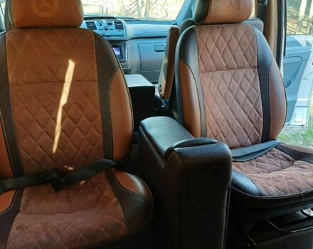 Сірий Мерседес Віто, об'ємом двигуна 2.1 л та пробігом 493 тис. км за 10200 $, фото 13 на Automoto.ua