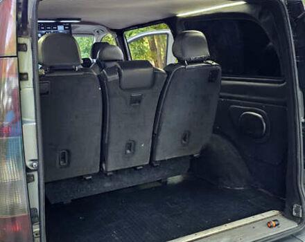 Сірий Мерседес Віто, об'ємом двигуна 2.2 л та пробігом 275 тис. км за 7900 $, фото 16 на Automoto.ua