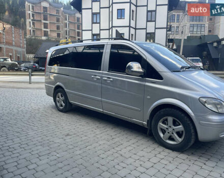 Серый Мерседес Вито, объемом двигателя 2.2 л и пробегом 394 тыс. км за 11200 $, фото 1 на Automoto.ua