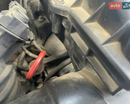 Серый Мерседес Вито, объемом двигателя 2.2 л и пробегом 394 тыс. км за 11200 $, фото 12 на Automoto.ua