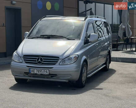 Серый Мерседес Вито, объемом двигателя 2.2 л и пробегом 340 тыс. км за 8900 $, фото 1 на Automoto.ua