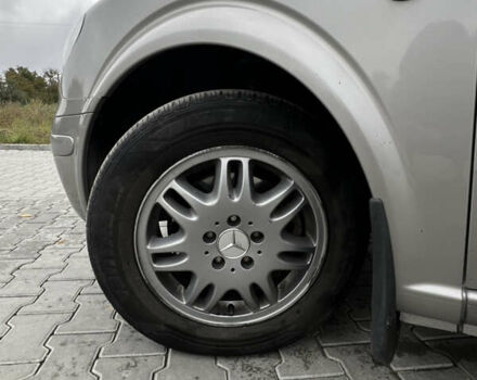 Сірий Мерседес Віто, об'ємом двигуна 2.15 л та пробігом 407 тис. км за 11687 $, фото 4 на Automoto.ua