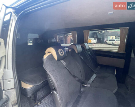 Серый Мерседес Вито, объемом двигателя 2.2 л и пробегом 394 тыс. км за 11200 $, фото 5 на Automoto.ua