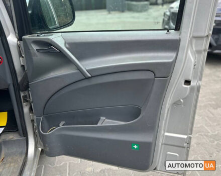 Серый Мерседес Вито, объемом двигателя 3 л и пробегом 478 тыс. км за 11200 $, фото 18 на Automoto.ua
