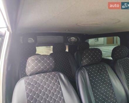 Серый Мерседес Вито, объемом двигателя 2.15 л и пробегом 356 тыс. км за 10800 $, фото 10 на Automoto.ua