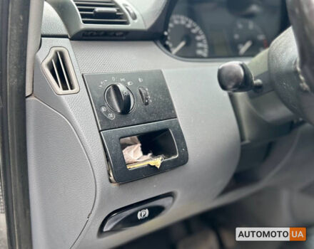 Серый Мерседес Вито, объемом двигателя 3 л и пробегом 478 тыс. км за 11200 $, фото 11 на Automoto.ua