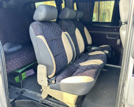 Серый Мерседес Вито, объемом двигателя 2.15 л и пробегом 600 тыс. км за 9200 $, фото 16 на Automoto.ua