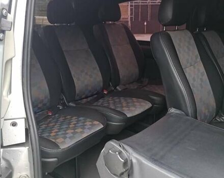 Серый Мерседес Вито, объемом двигателя 2.99 л и пробегом 496 тыс. км за 10000 $, фото 4 на Automoto.ua