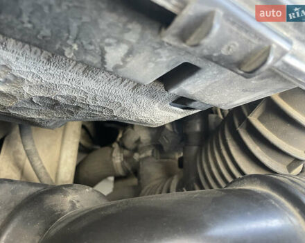 Серый Мерседес Вито, объемом двигателя 2.2 л и пробегом 394 тыс. км за 11200 $, фото 13 на Automoto.ua