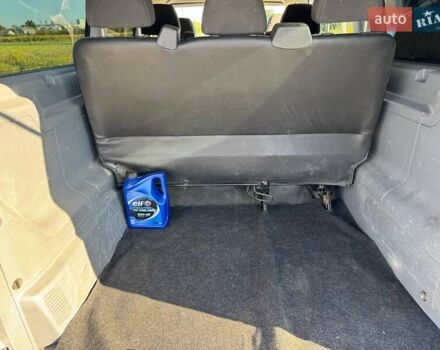 Серый Мерседес Вито, объемом двигателя 2.2 л и пробегом 208 тыс. км за 9500 $, фото 11 на Automoto.ua