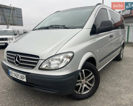 Серый Мерседес Вито, объемом двигателя 2.15 л и пробегом 285 тыс. км за 10900 $, фото 2 на Automoto.ua