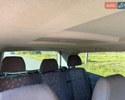 Серый Мерседес Вито, объемом двигателя 2.2 л и пробегом 208 тыс. км за 9500 $, фото 18 на Automoto.ua