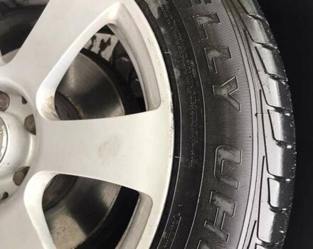 Серый Мерседес Вито, объемом двигателя 2.15 л и пробегом 370 тыс. км за 10800 $, фото 5 на Automoto.ua