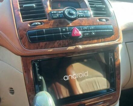 Мерседес Вито 2008 в Черновцах на Automoto.ua Серый Мерседес Вито, объемом двигателя 2.15 л и пробегом 300 тыс. км за 11500 $, фото 14 на Automoto.ua