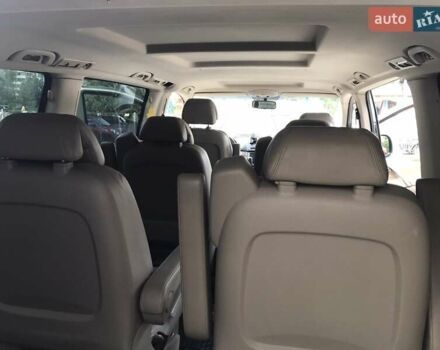 Серый Мерседес Вито, объемом двигателя 2.15 л и пробегом 370 тыс. км за 10800 $, фото 12 на Automoto.ua