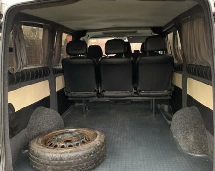 Серый Мерседес Вито, объемом двигателя 2.15 л и пробегом 464 тыс. км за 8900 $, фото 24 на Automoto.ua