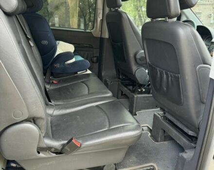 Серый Мерседес Вито, объемом двигателя 2.1 л и пробегом 260 тыс. км за 12499 $, фото 7 на Automoto.ua