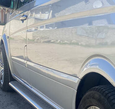 Сірий Мерседес Віто, об'ємом двигуна 3 л та пробігом 315 тис. км за 13300 $, фото 2 на Automoto.ua