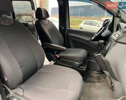 Серый Мерседес Вито, объемом двигателя 2.2 л и пробегом 428 тыс. км за 10990 $, фото 33 на Automoto.ua