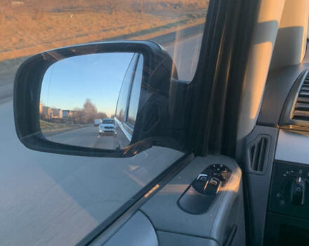 Серый Мерседес Вито, объемом двигателя 2.15 л и пробегом 566 тыс. км за 9500 $, фото 7 на Automoto.ua