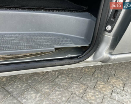 Серый Мерседес Вито, объемом двигателя 2.2 л и пробегом 218 тыс. км за 12700 $, фото 78 на Automoto.ua