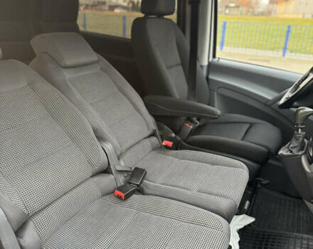 Серый Мерседес Вито, объемом двигателя 2.2 л и пробегом 238 тыс. км за 11500 $, фото 9 на Automoto.ua