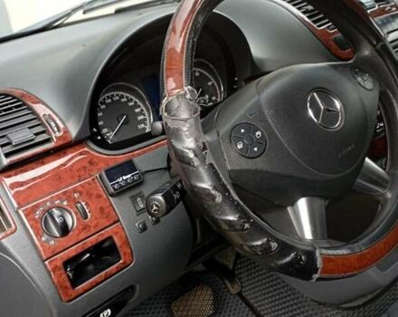 Серый Мерседес Вито, объемом двигателя 2.2 л и пробегом 287 тыс. км за 13500 $, фото 22 на Automoto.ua