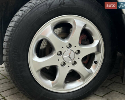 Серый Мерседес Вито, объемом двигателя 2.14 л и пробегом 305 тыс. км за 12999 $, фото 26 на Automoto.ua