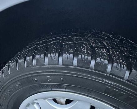 Серый Мерседес Вито, объемом двигателя 2.14 л и пробегом 335 тыс. км за 13300 $, фото 20 на Automoto.ua