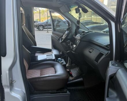 Серый Мерседес Вито, объемом двигателя 2.2 л и пробегом 380 тыс. км за 15000 $, фото 8 на Automoto.ua