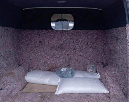 Серый Мерседес Вито, объемом двигателя 2.2 л и пробегом 287 тыс. км за 13500 $, фото 27 на Automoto.ua