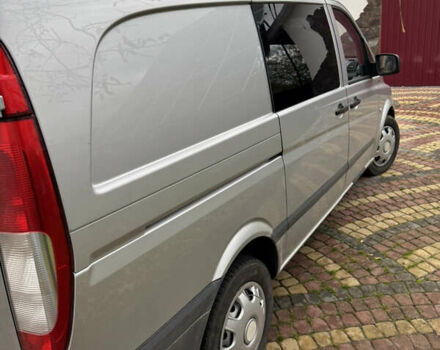 Серый Мерседес Вито, объемом двигателя 2.2 л и пробегом 327 тыс. км за 10500 $, фото 3 на Automoto.ua