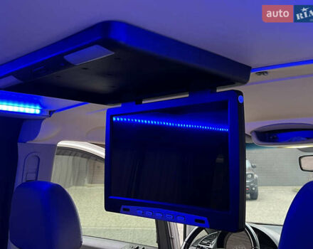 Серый Мерседес Вито, объемом двигателя 2.14 л и пробегом 305 тыс. км за 12999 $, фото 23 на Automoto.ua