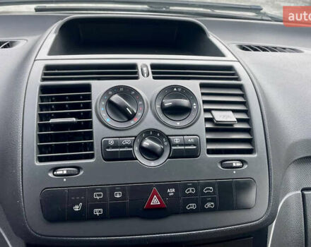 Серый Мерседес Вито, объемом двигателя 2.1 л и пробегом 229 тыс. км за 15158 $, фото 9 на Automoto.ua