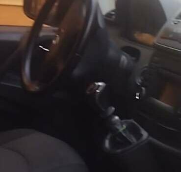 Сірий Мерседес Віто, об'ємом двигуна 2.14 л та пробігом 300 тис. км за 15555 $, фото 2 на Automoto.ua