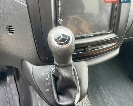 Серый Мерседес Вито, объемом двигателя 2.1 л и пробегом 229 тыс. км за 15158 $, фото 11 на Automoto.ua
