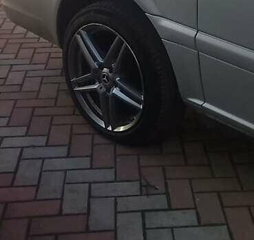 Сірий Мерседес Віто, об'ємом двигуна 2.14 л та пробігом 300 тис. км за 15555 $, фото 1 на Automoto.ua