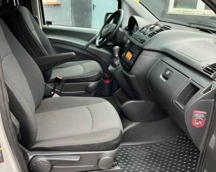 Серый Мерседес Вито, объемом двигателя 2.2 л и пробегом 213 тыс. км за 2800 $, фото 7 на Automoto.ua