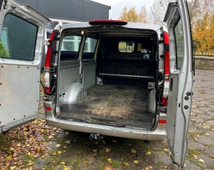 Серый Мерседес Вито, объемом двигателя 2.2 л и пробегом 213 тыс. км за 2800 $, фото 5 на Automoto.ua